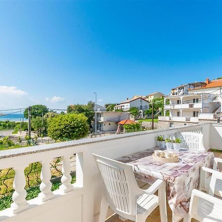 Apartment Dragan I Slavica Лопар Экстерьер фото