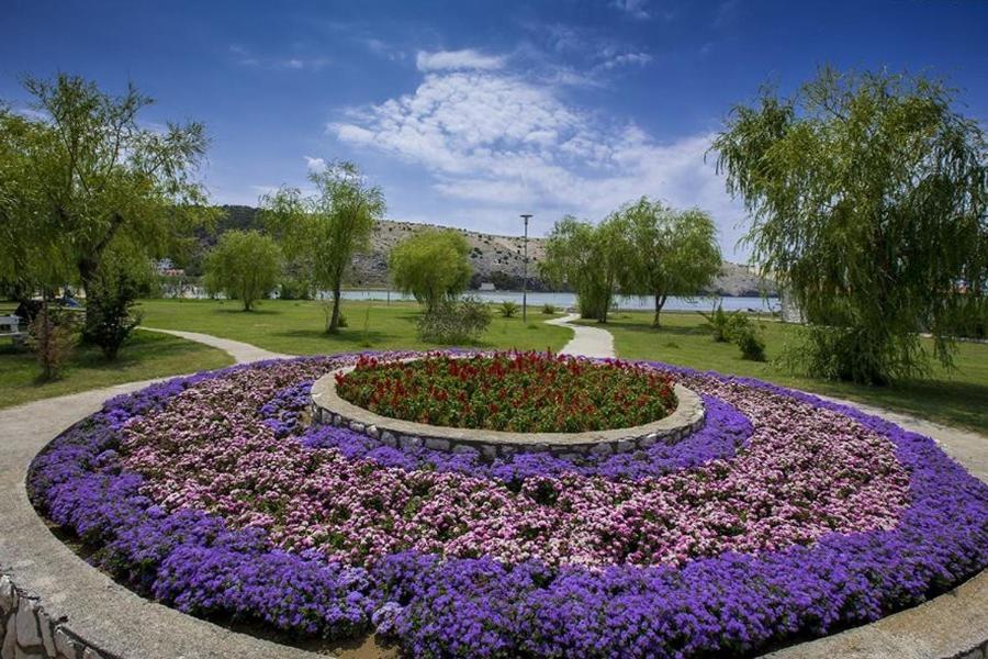 Apartment Dragan I Slavica Лопар Экстерьер фото